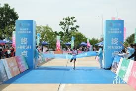 2012年总决赛转折点！杜兰特绝平出手被詹姆斯疑似犯规，裁判毫无表示