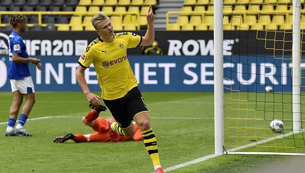 队在关键时 队在关键时